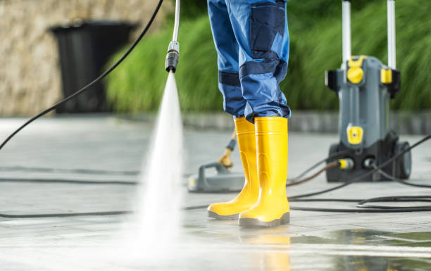 Why Choose Our Certified Pressure Washing Experts for Your Project Needs in Vermilion, OH?